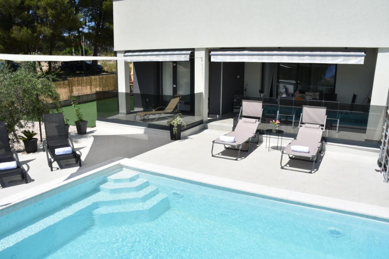 Villa Sportiva Zadar With Private Heated Pool Exteriör bild